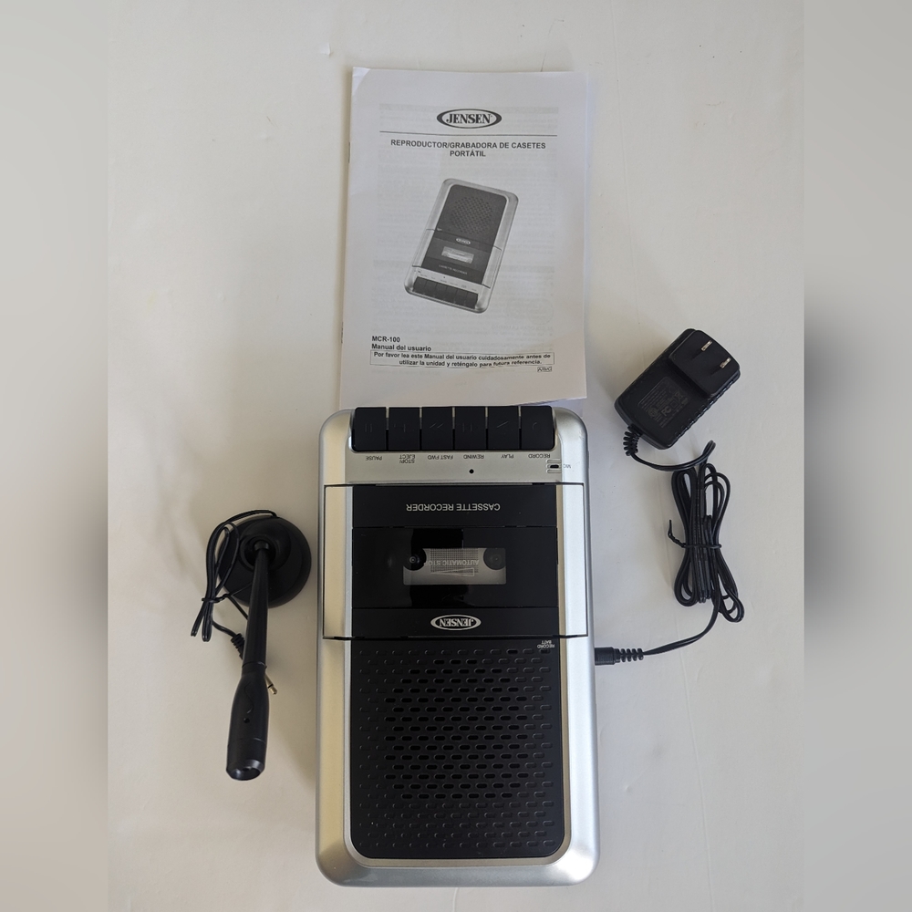 JENSEN® Cassette Player/Recorder - Picture 2 of 3